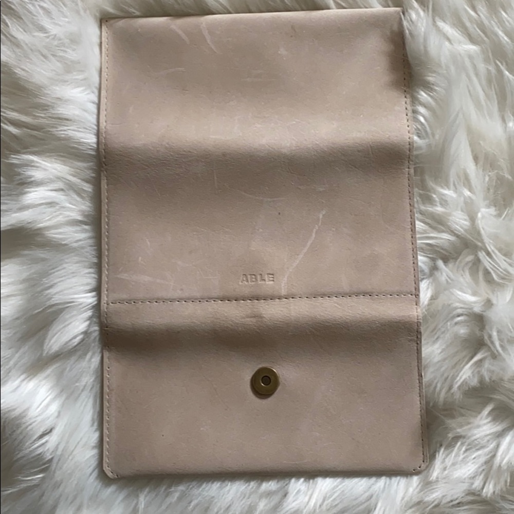 NWOT Able Debre Wallet in Bone - Picture 4 of 5